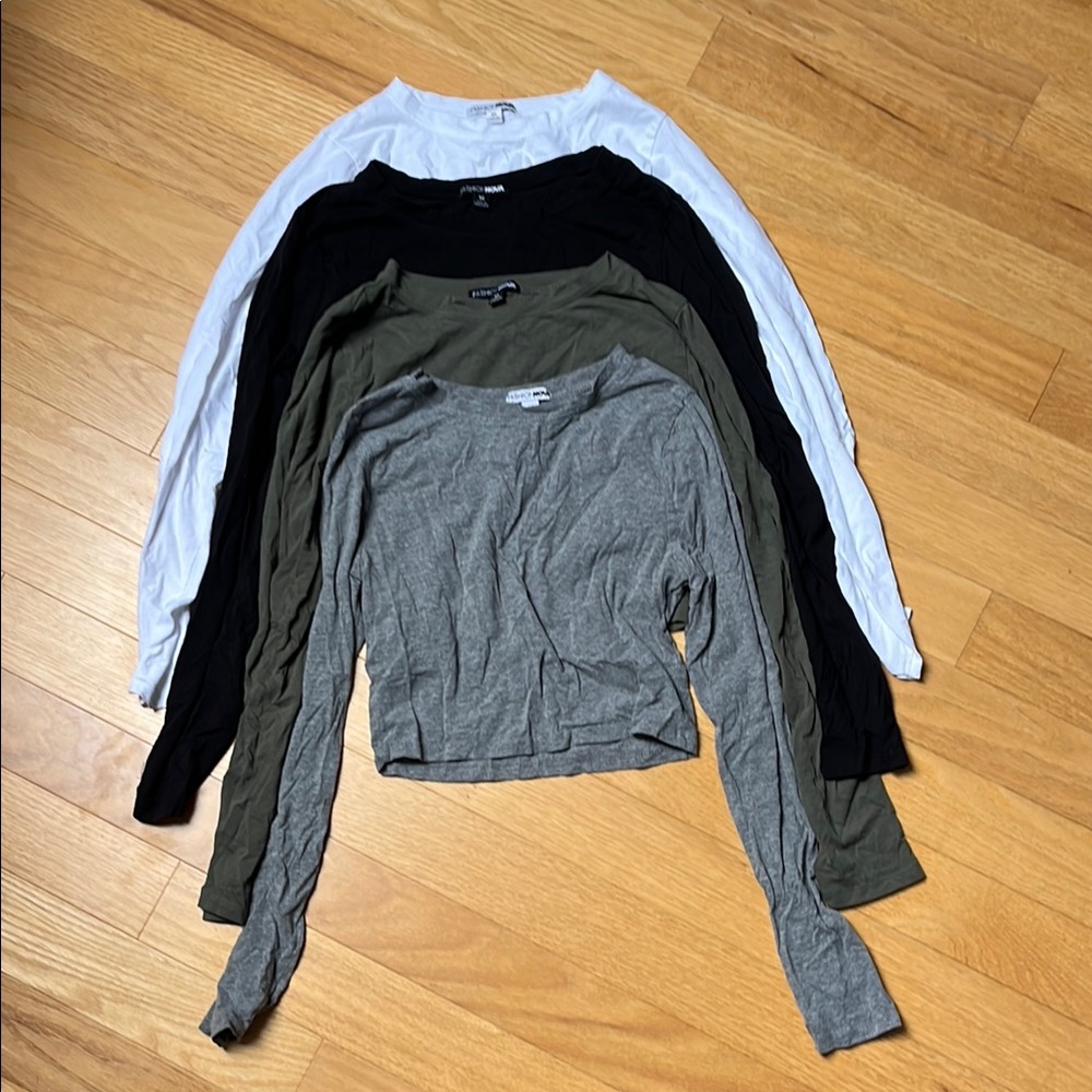 Set of 4 | Fashion Nova Gray, Olive, Black & White Crop Ts